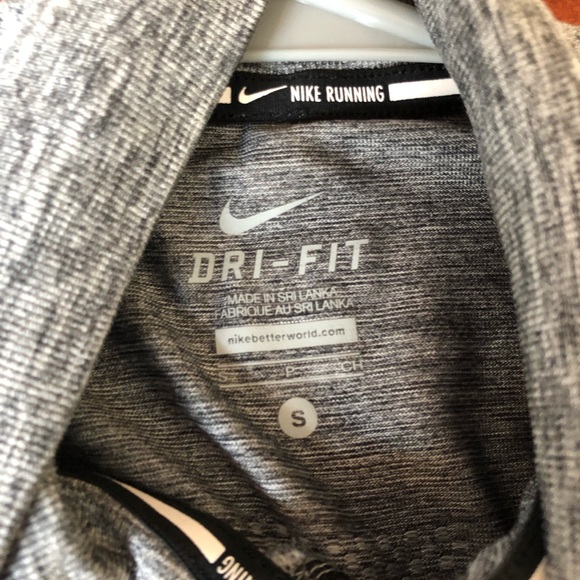 grey long sleeve nike compression shirt - Picture 2 of 3